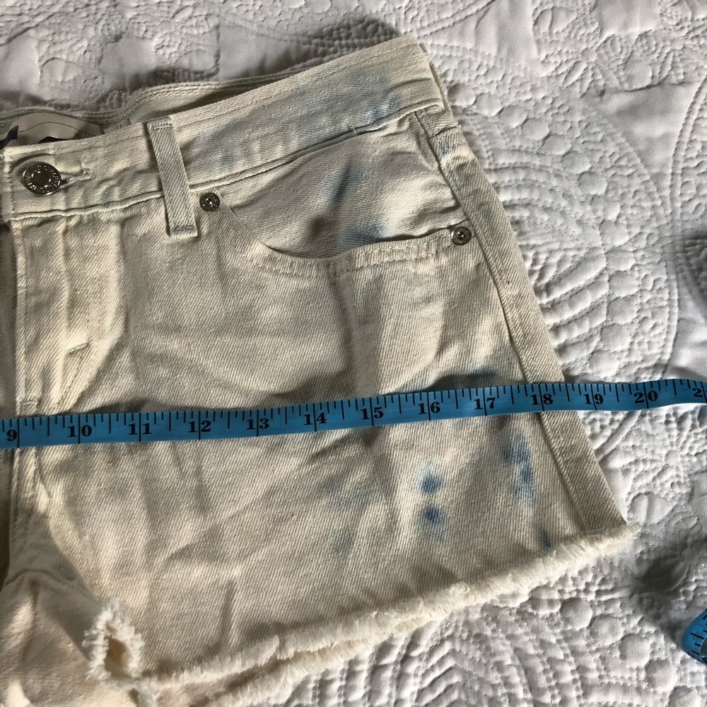 LEVI’S Tie Dye Cutoff Jean Shorts White Blue Junior Size 5 Zip Fly - Picture 8 of 13